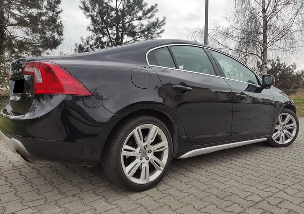 Volvo S60 cena 39900 przebieg: 228000, rok produkcji 2011 z Wrocław małe 92